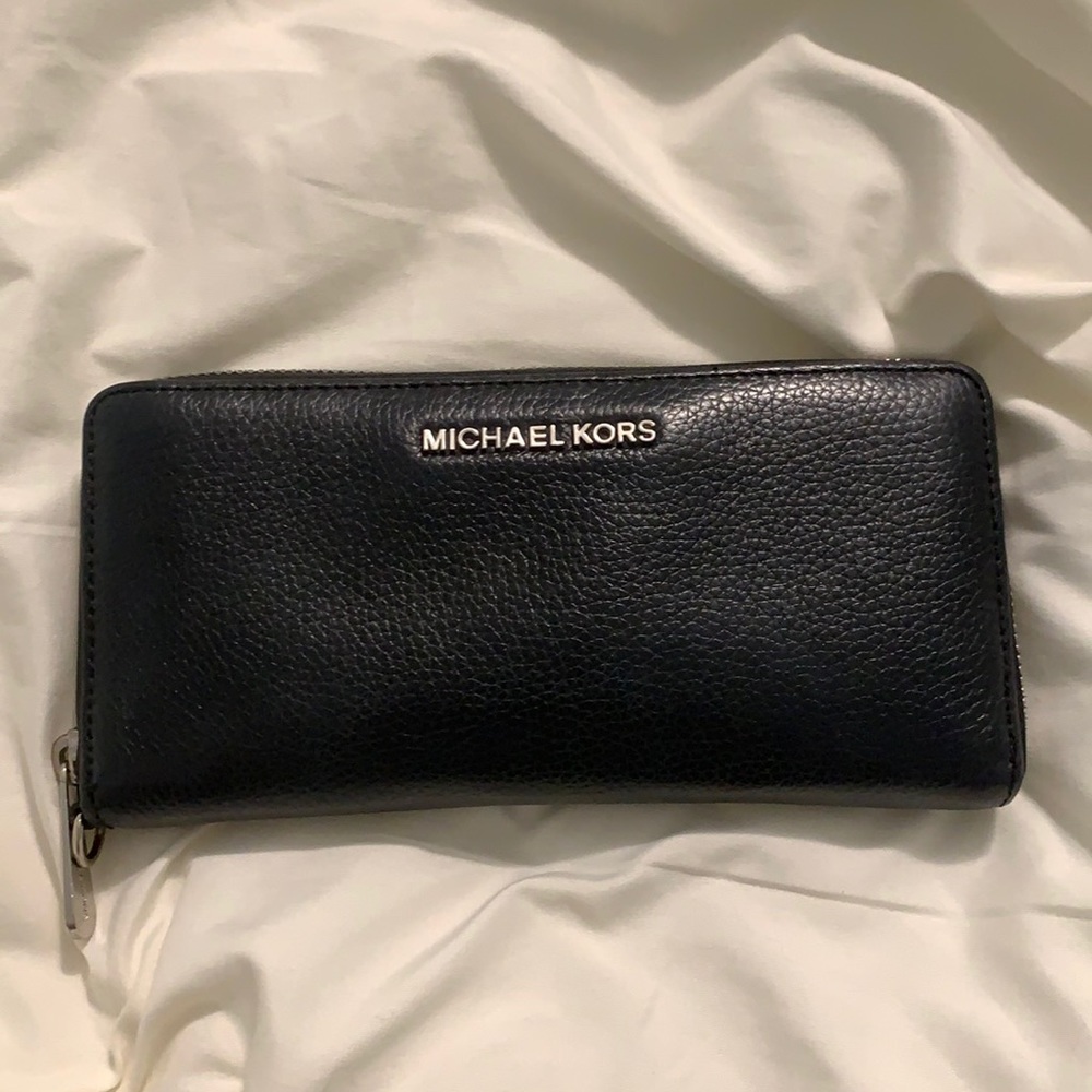 Black Michael Kors Wallet